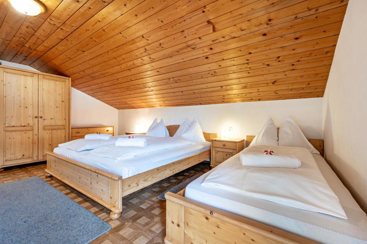 Manuel'S App Watschinger - Enzian Apartment Sexten Bagian luar foto