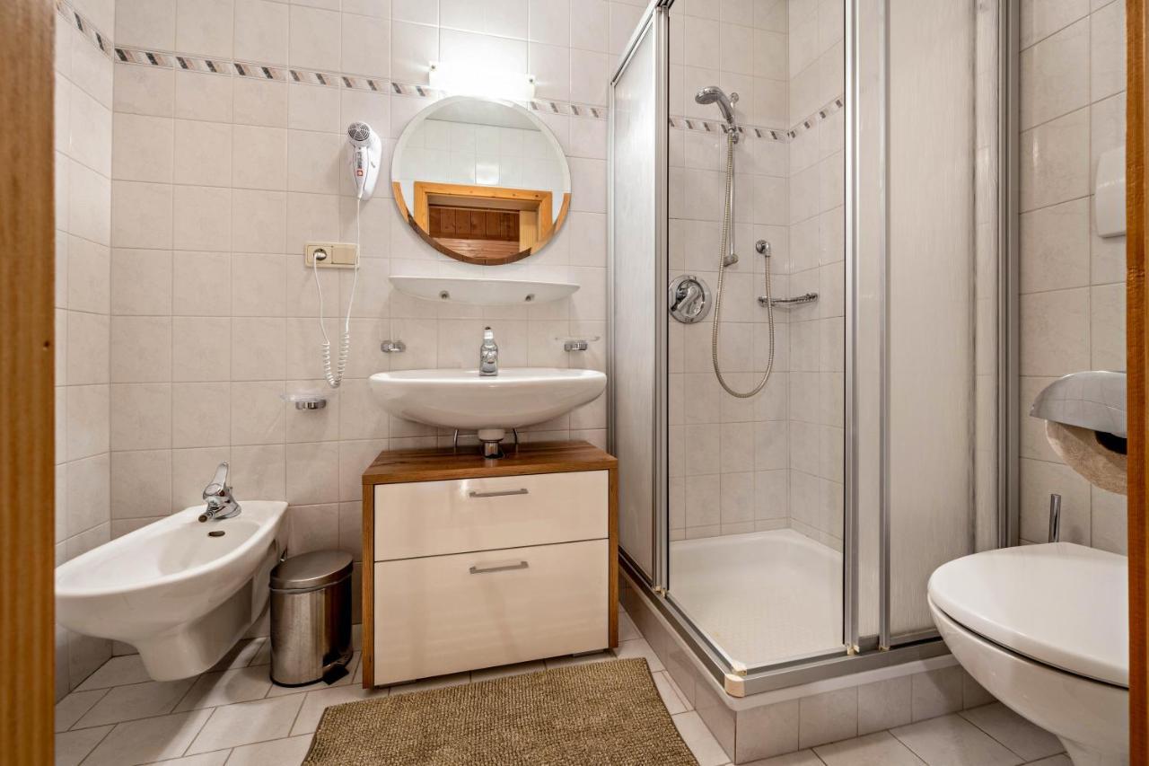 Manuel'S App Watschinger - Enzian Apartment Sexten Bagian luar foto